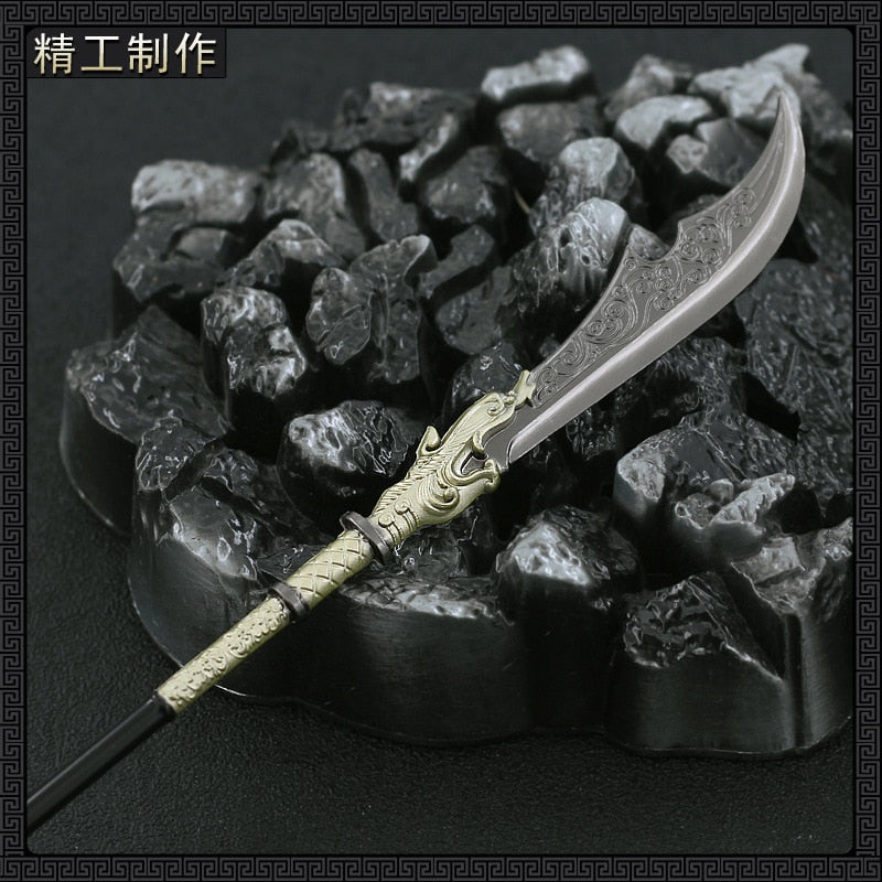 [30CM~11.81"] Guan Dao Ancient Chinese Metal Melee Long Handle Cold Weapon Model Doll Toys Equipment Accessories Home Decoration Decorate